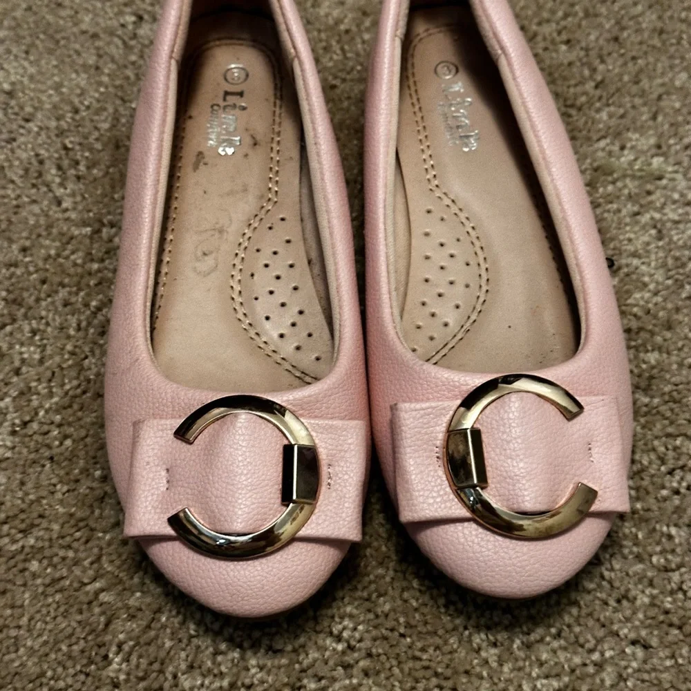 Link Comfort Pink Ballet Flats with Gold Buckle Detail - Little Girl 3